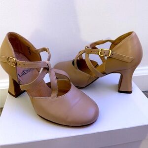 La Duca “Elizabeth” 3” Beige Character Heels